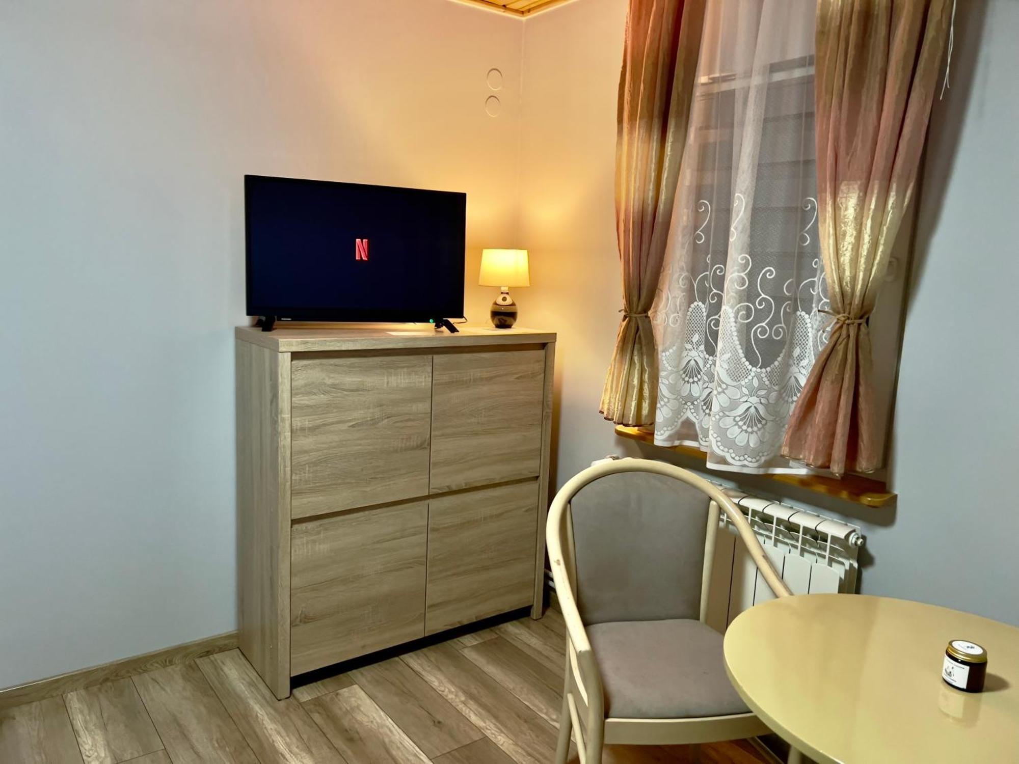 Przycup W Karkonoszach Apartamenty - Apartamenty Pod Sniezka Przy Wyciagu Bialy Jar Karpacz Blisko Stacji Pkp, Pks - Parking Gratis * Karpacz